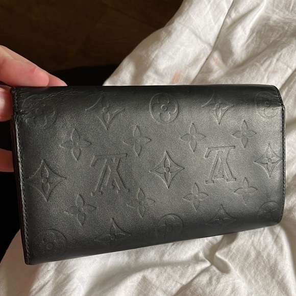 LOUIS VUITTON Monogram Empreinte Wallet - Picture 4 of 13